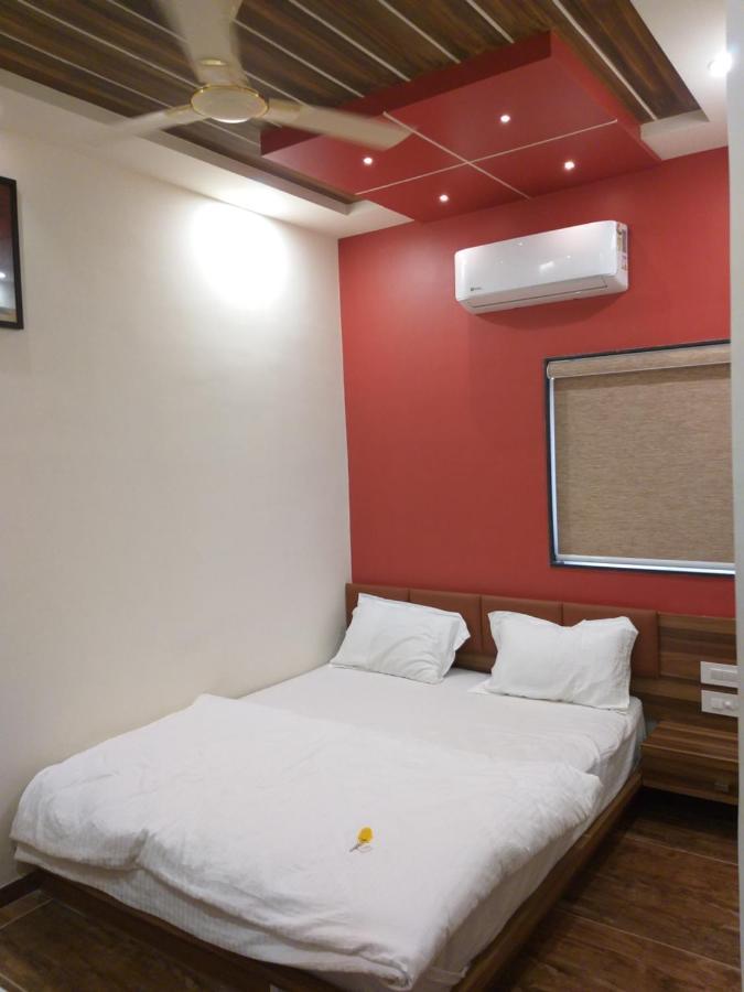 Hotel The Grand Shiva Gondal Luaran gambar