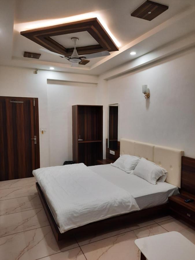Hotel The Grand Shiva Gondal Luaran gambar