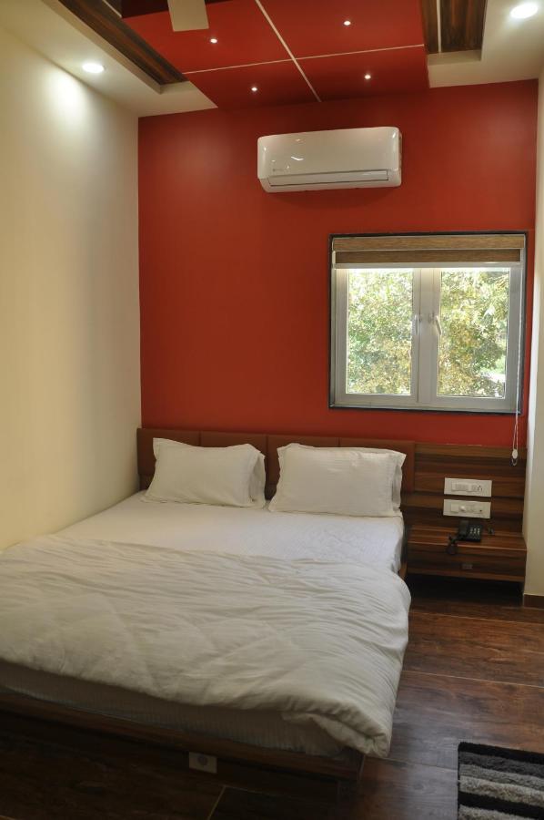 Hotel The Grand Shiva Gondal Luaran gambar